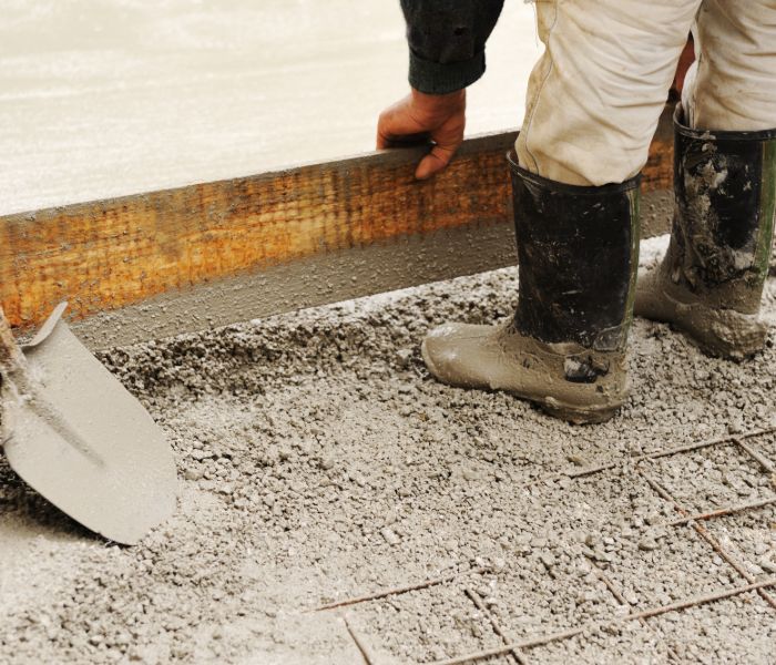 contractor leveling cement of slab foundation in Baton Rouge